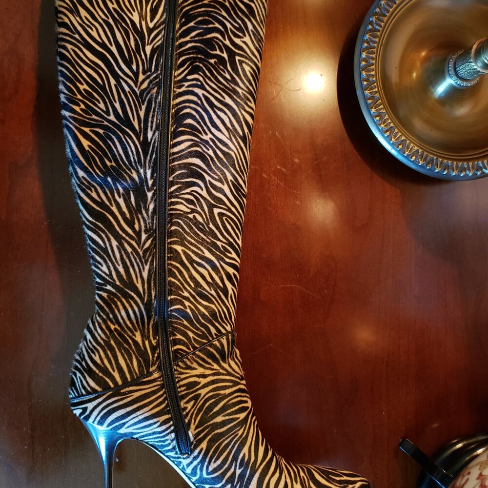 Cole Haan Zebra Print Boots • Style D17818 • Women’s 9.5 - Picture 3 of 15